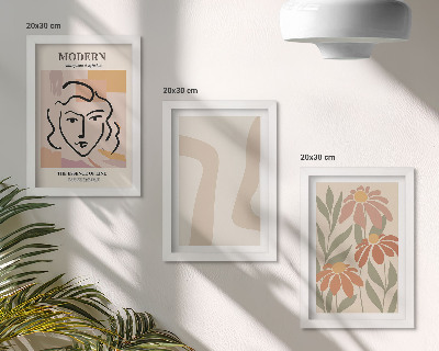 Composizione di 3 quadri Donna in stile moderno con motivi astratti