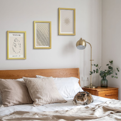 Composizione di 3 quadri Linee minimaliste, sabbia, onde e sole.
