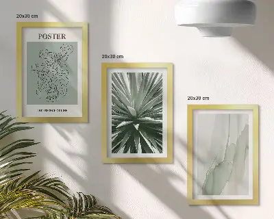 Trittico incorniciato con fantasie floreali nelle tonalità del verde e del beige