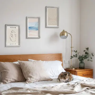 Composizione di 3 quadri linee e onde in tonalità pastello dal design minimalista