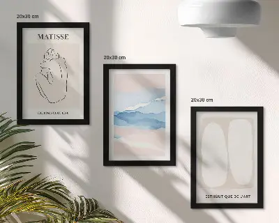 Trittico incorniciato ispirato alle forme astratte e ai colori delicati di Matisse