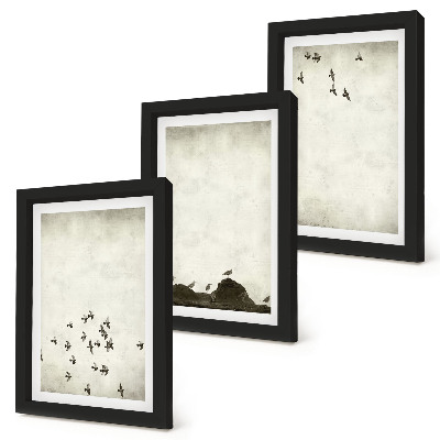 Trittico incorniciato Uccelli in volo dipinti in stile minimalista
