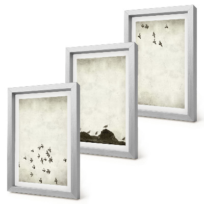Trittico incorniciato Uccelli in volo dipinti in stile minimalista