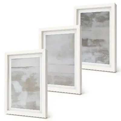 Composizione di 3 quadri con texture usurate in stile industriale moderno