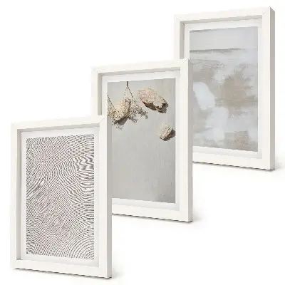 Composizione di 3 quadri con sabbia, pietre e texture consumata in stile boho
