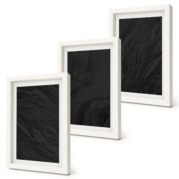 Trittico incorniciato con texture eleganti in marmo scuro in stile glamour