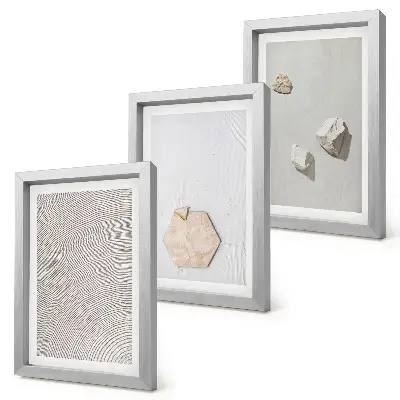 Composizione di 3 quadri con texture leggere sulla sabbia in delicato stile boho