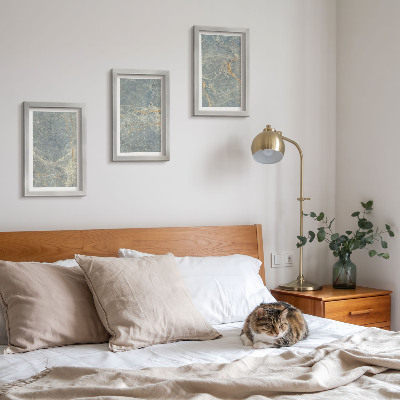 Composizione di 3 quadri Struttura decorativa in pietra di marmo venato verde.