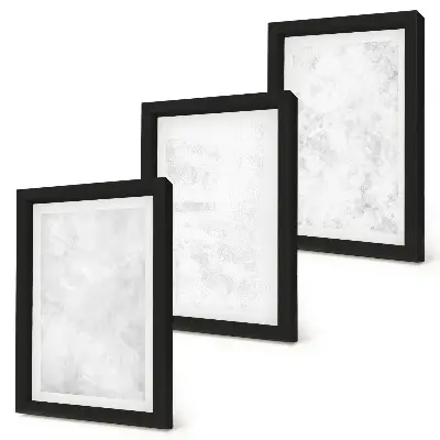 Trittico incorniciato con macchie bianche su tela dal design minimalista