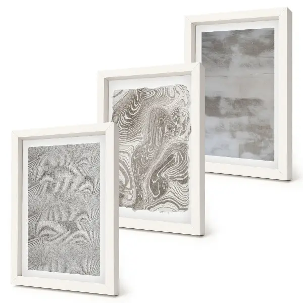 Trittico di quadri incorniciati con strutture industriali dal design astratto