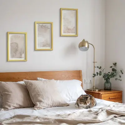 Composizione di 3 quadri con texture effetto acquerello rovesciato in stile boho