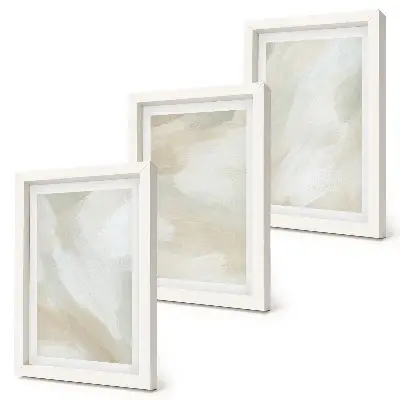 Composizione di 3 quadri con tracce di texture pittorica in stile minimalista