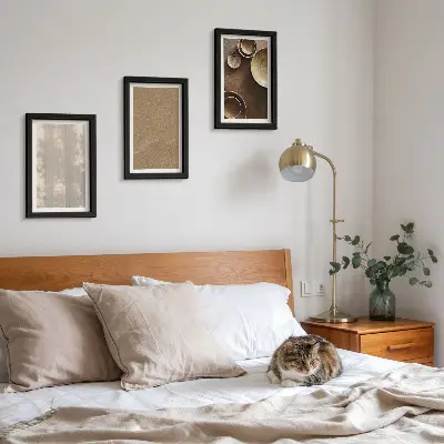 Trittico incorniciato con grafiche a strutture e texture in stile minimalista