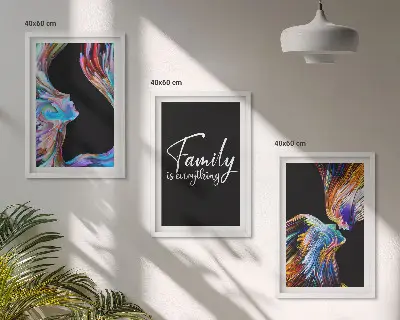 Set di 3 quadri con ritratti di persone e motivi colorati a tema famiglia