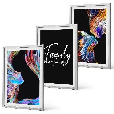 Set di 3 quadri con ritratti di persone e motivi colorati a tema famiglia