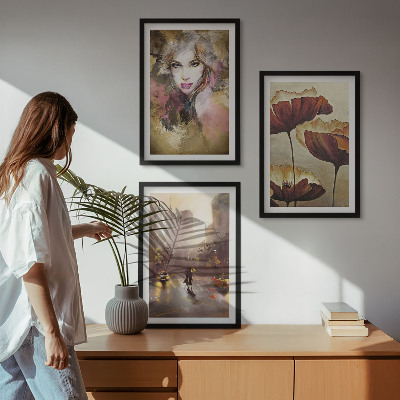 Set di 3 quadri Ritratto astratto di una donna con fiori e pioggia