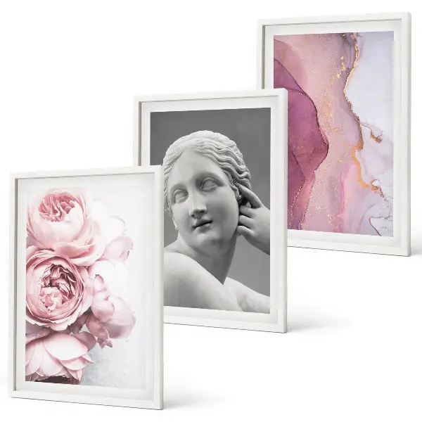Composizione di quadri peonie e scultura astratta di donna