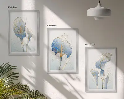 Set di 3 quadri con fiori blu sullo sfondo