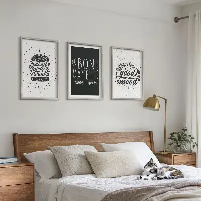 Set di quadri incorniciati con grafica culinaria e slogan a tema cibo