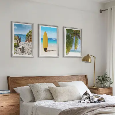 Composizione di quadri con spiagge in vacanza, onde e palme