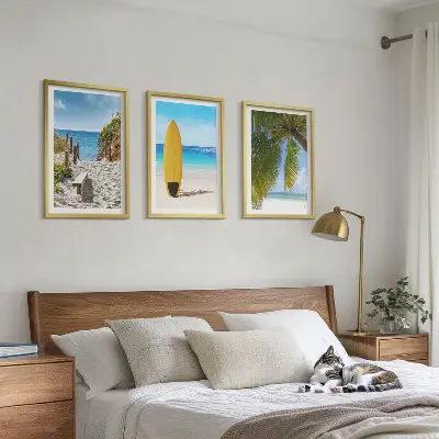 Composizione di quadri con spiagge in vacanza, onde e palme