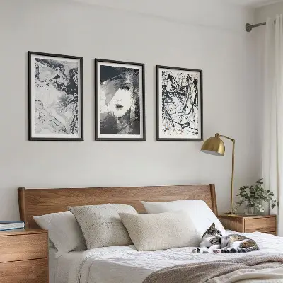 Set di 3 quadri con motivi astratti in bianco e nero