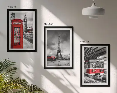 Set di quadri incorniciati con icone dei trasporti di Londra e Parigi