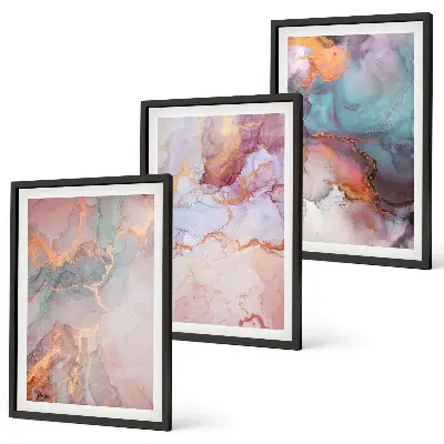 Composizione di quadri con motivi astratti dai colori pastello