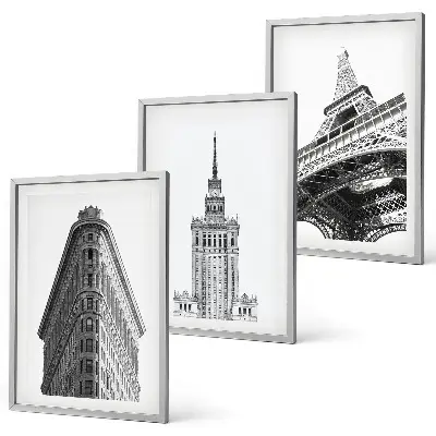 Set di quadri incorniciati con edifici architettonici in bianco e nero
