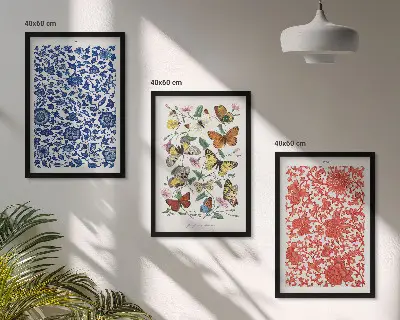 Set di quadri incorniciati con ornamenti vintage di fiori e farfalle