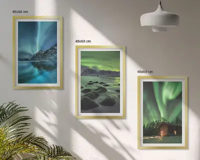 Set di 3 quadri con paesaggi invernali, aurora boreale e montagne