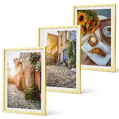 Set di quadri incorniciati con motivi di strade, caffè e girasoli