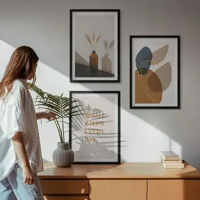 Set di 3 quadri con insieme di forme astratte