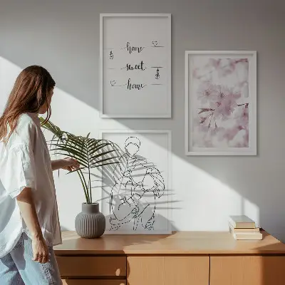 Composizione di quadri fiori in stile minimalista