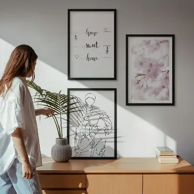 Composizione di quadri fiori in stile minimalista
