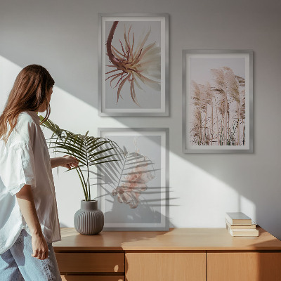 Set di quadri incorniciati Sfondo chiaro con fiori d'erba