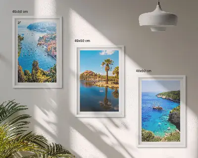 Set di 3 quadri con palme in riva al mare e acqua blu