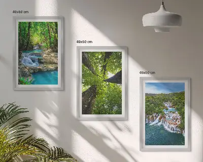 Set di quadri incorniciati con stampa di cascate in una foresta verde acqua
