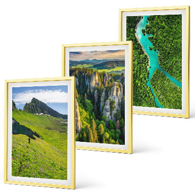 Set di 3 quadri Montagne verdi, rocce di fiume