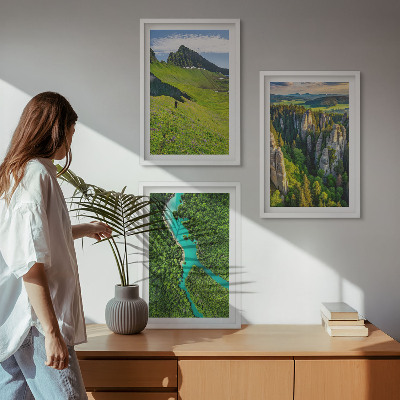 Set di 3 quadri Montagne verdi, rocce di fiume
