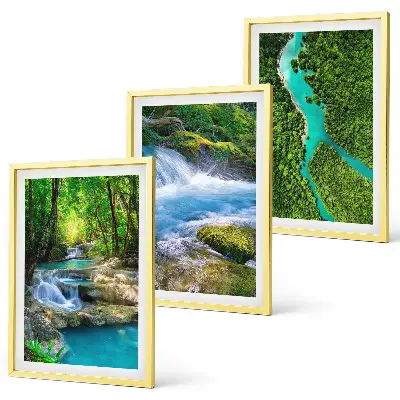 Composizione di quadri foreste verdi e acque cristalline