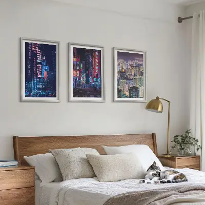 Set di 3 quadri con luci al neon della città notturna