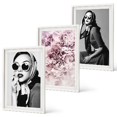Set di quadri incorniciati Eleganti ritratti di donne con fiori