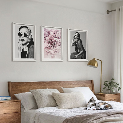 Set di quadri incorniciati Eleganti ritratti di donne con fiori