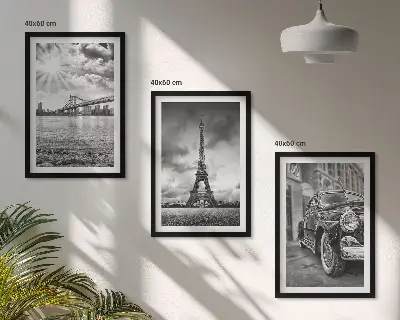 Composizione di quadri con panorami di città, ponti e la Torre Eiffel