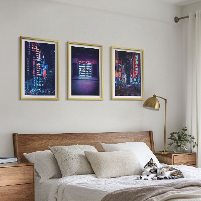 Set di quadri incorniciati Ingresso al neon della città notturna