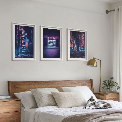 Set di quadri incorniciati Ingresso al neon della città notturna
