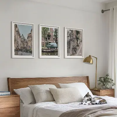 Set di quadri incorniciati con vedute cittadine di edifici