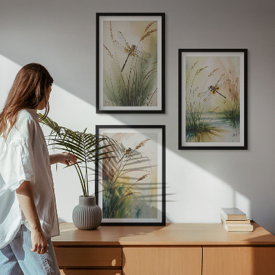 Composizione di quadri Libellule, pittura ad acquerello sull'erba