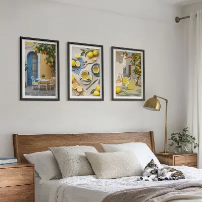 Set di quadri incorniciati con stampa di limoni, limonata e porta blu